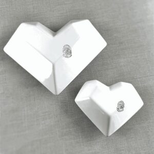 HEART SCULPTURE BY ÁLVARO CUEVAS