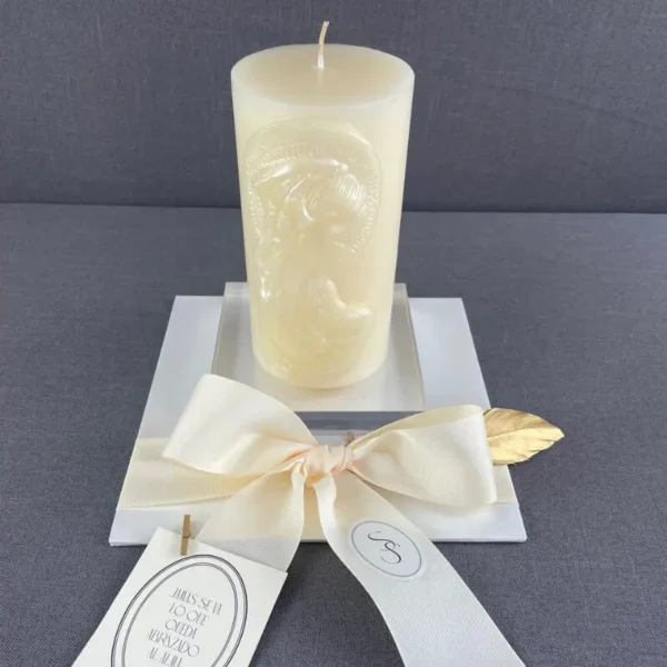 VIRGIN EMBRACING MANTLE SCENTED CANDLE
