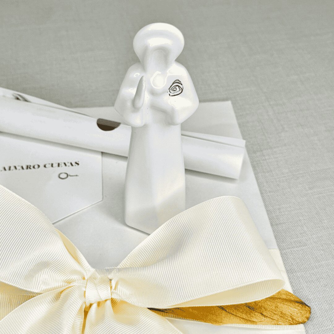 SACRED HEART SCULPTURE BY ÁLVARO CUEVAS - Image 2