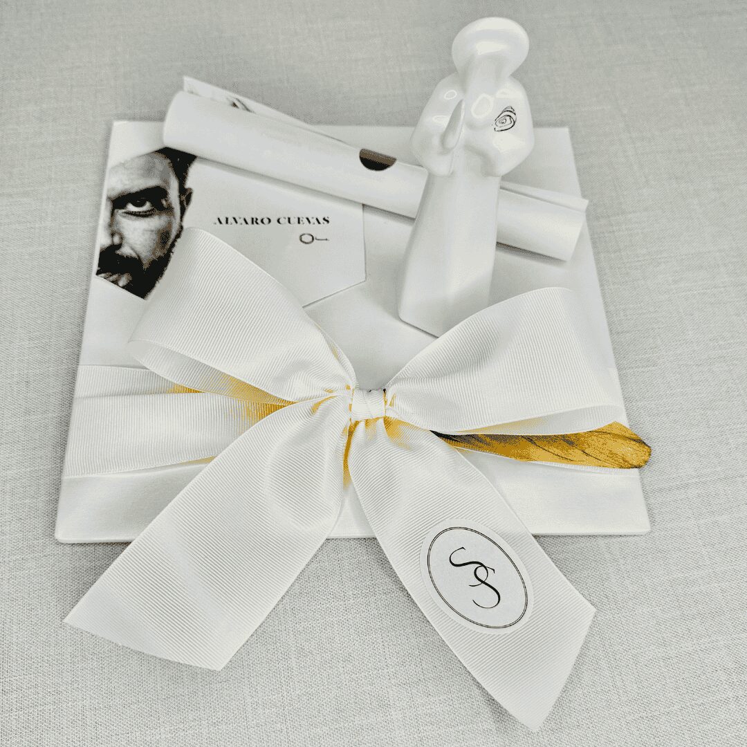 SACRED HEART SCULPTURE BY ÁLVARO CUEVAS - Image 3