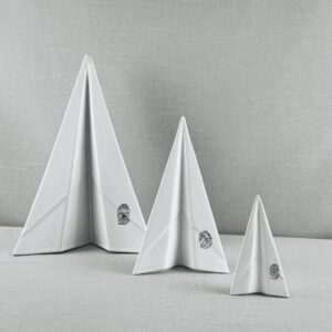 AIRPLANE, ÁLVARO CUEVAS